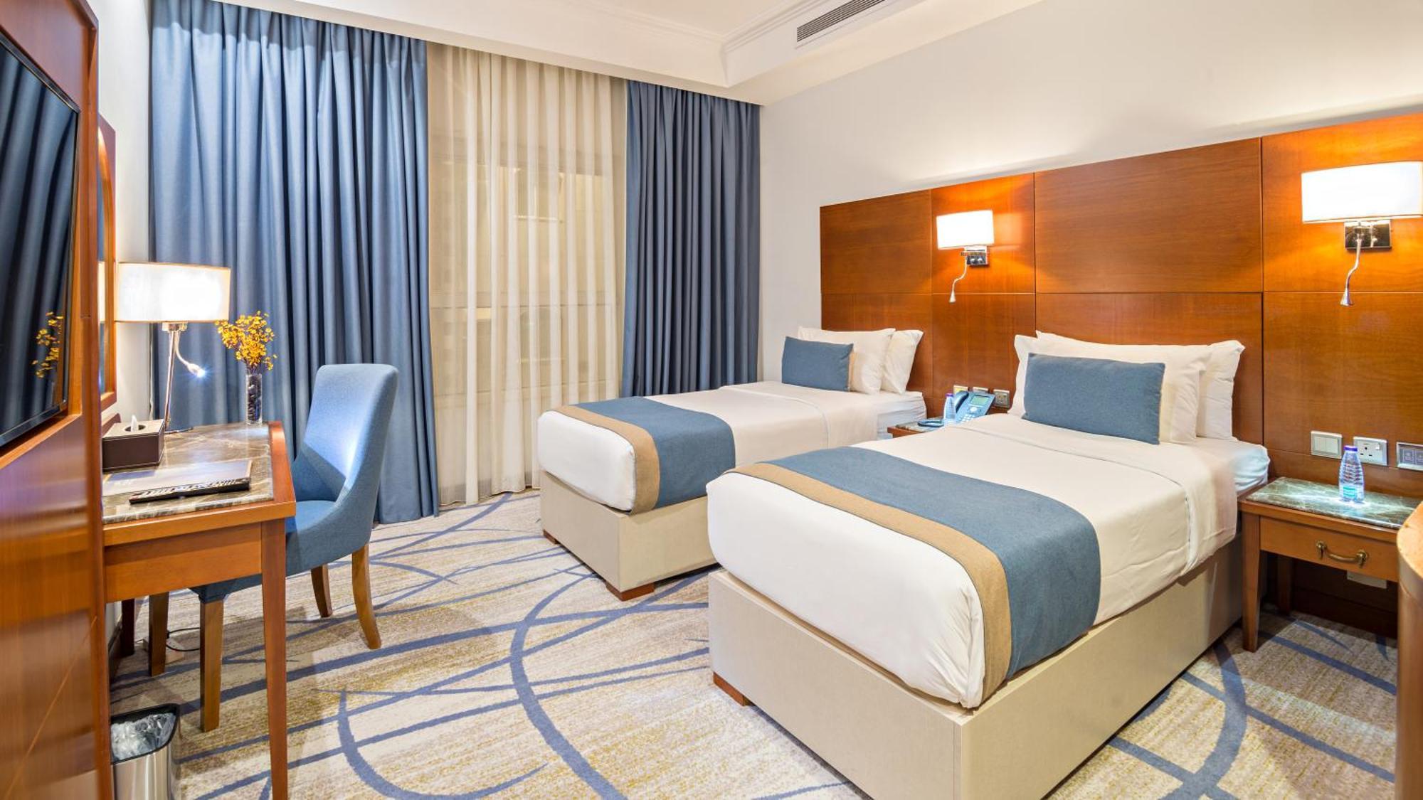 Jiwar Almasi Hotel Djedda Buitenkant foto